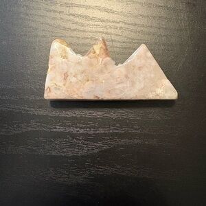 Flower Agate Mountain